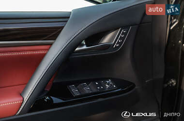 Внедорожник / Кроссовер Lexus LX 2019 в 