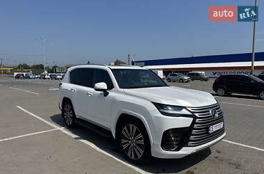 Внедорожник / Кроссовер Lexus LX 2022 в 