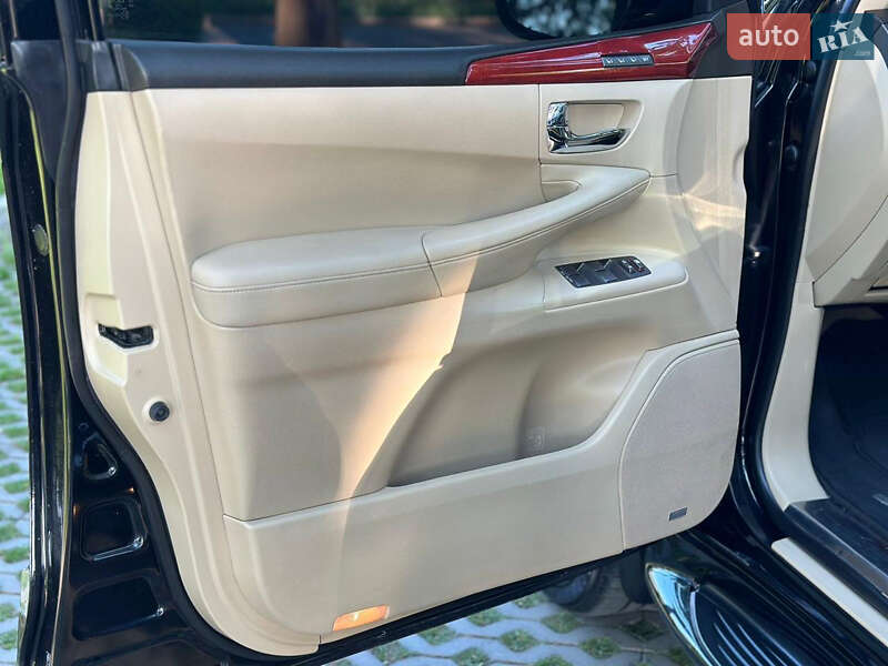 Внедорожник / Кроссовер Lexus LX 2008 в Харькове