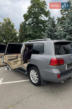 Внедорожник / Кроссовер Lexus LX 2009 в 