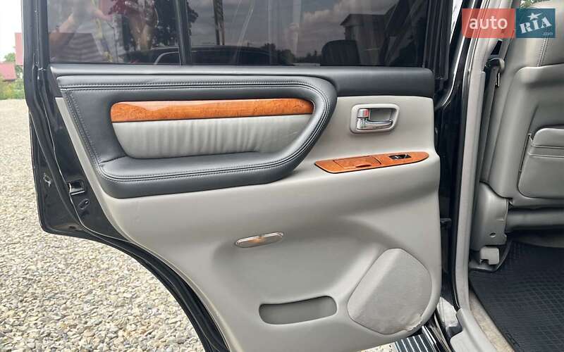 Внедорожник / Кроссовер Lexus LX 2005 в Коломые