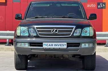 Внедорожник / Кроссовер Lexus LX 2004 в 