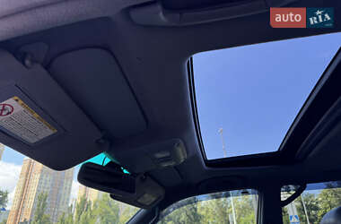 Внедорожник / Кроссовер Lexus LX 2004 в 