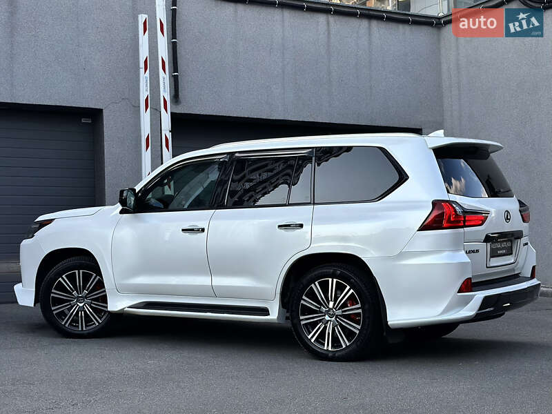 Внедорожник / Кроссовер Lexus LX 2019 в Киеве