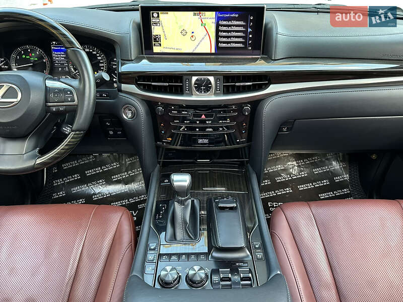 Внедорожник / Кроссовер Lexus LX 2019 в Киеве