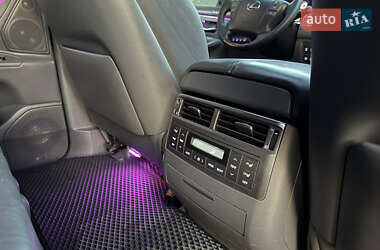 Внедорожник / Кроссовер Lexus LX 2008 в 