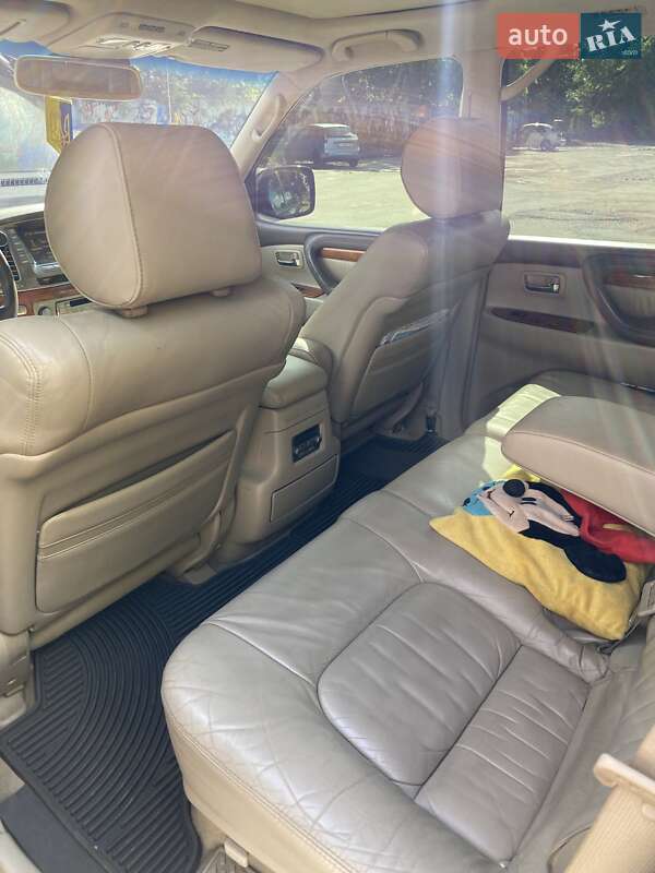 Позашляховик / Кросовер Lexus LX 2004 в Львові