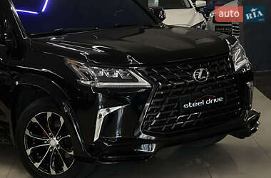 Позашляховик / Кросовер Lexus LX 2010 в 