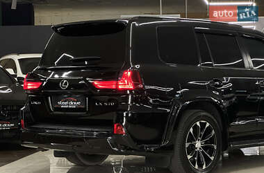 Позашляховик / Кросовер Lexus LX 2010 в 