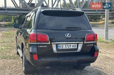 Внедорожник / Кроссовер Lexus LX 2010 в 