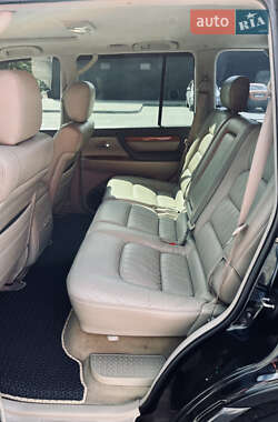 Внедорожник / Кроссовер Lexus LX 2007 в 