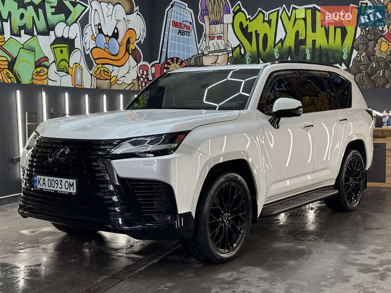 Внедорожник / Кроссовер Lexus LX 2022 в 