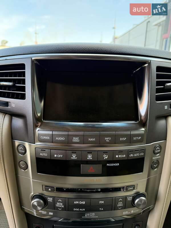 Внедорожник / Кроссовер Lexus LX 2010 в Киеве