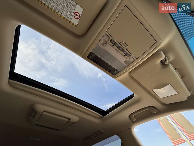 Внедорожник / Кроссовер Lexus LX 2010 в Киеве
