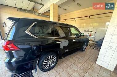 Внедорожник / Кроссовер Lexus LX 2016 в 