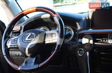 Позашляховик / Кросовер Lexus LX 2017 в Києві