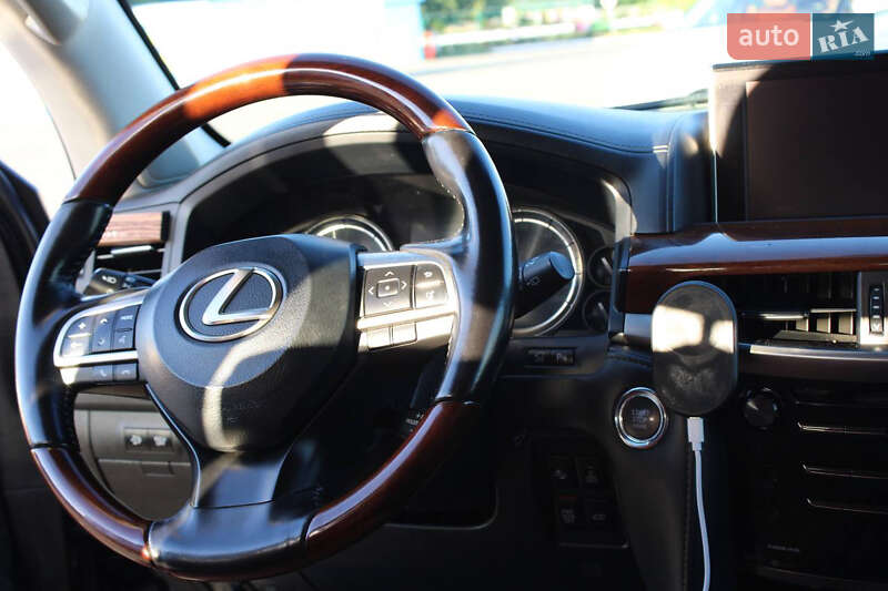 Внедорожник / Кроссовер Lexus LX 2017 в Киеве фото 13 Внедорожник / Кроссовер Lexus LX 2017 в Киеве