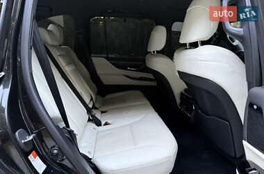 Внедорожник / Кроссовер Lexus LX 2022 в 
