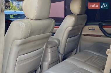 Позашляховик / Кросовер Lexus LX 2000 в 