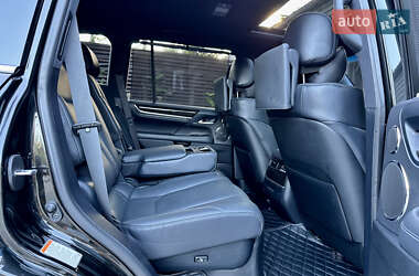 Внедорожник / Кроссовер Lexus LX 2019 в 