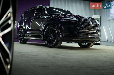 Внедорожник / Кроссовер Lexus LX 2023 в 
