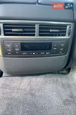 Внедорожник / Кроссовер Lexus LX 2008 в 