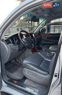 Позашляховик / Кросовер Lexus LX 2008 в 