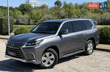 Внедорожник / Кроссовер Lexus LX 2016 в 