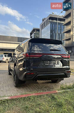 Позашляховик / Кросовер Lexus LX 2024 в 