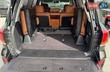 Внедорожник / Кроссовер Lexus LX 2011 в 