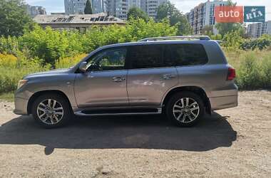 Внедорожник / Кроссовер Lexus LX 2010 в 
