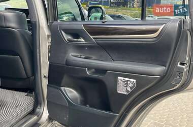Внедорожник / Кроссовер Lexus LX 2021 в 