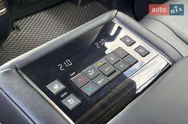 Внедорожник / Кроссовер Lexus LX 2021 в 