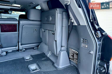 Позашляховик / Кросовер Lexus LX 2009 в 