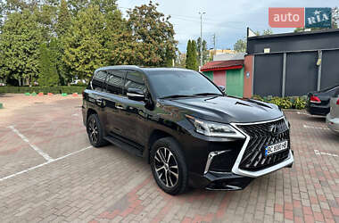 Внедорожник / Кроссовер Lexus LX 2017 в 