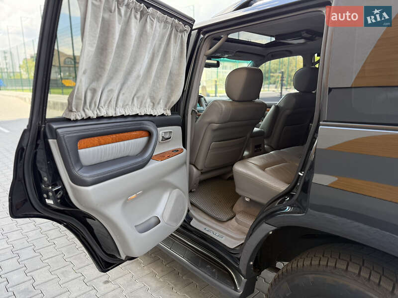 Внедорожник / Кроссовер Lexus LX 2006 в Хмельницком