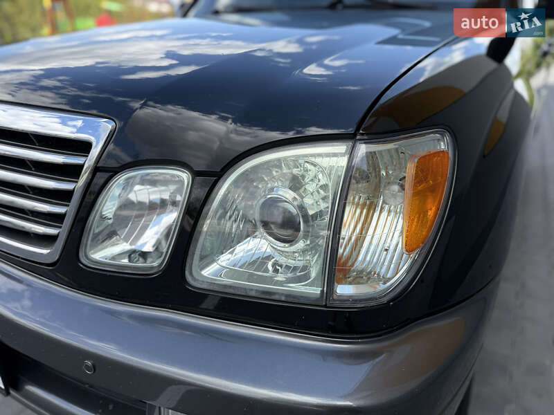Внедорожник / Кроссовер Lexus LX 2006 в Хмельницком