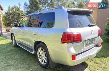 Внедорожник / Кроссовер Lexus LX 2008 в 