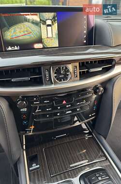 Внедорожник / Кроссовер Lexus LX 2019 в 