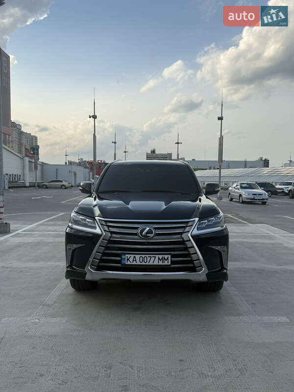 Внедорожник / Кроссовер Lexus LX 2017 в 