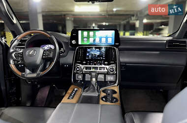 Позашляховик / Кросовер Lexus LX 2022 в 