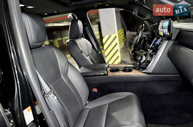 Позашляховик / Кросовер Lexus LX 2022 в 