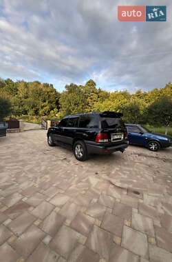 Позашляховик / Кросовер Lexus LX 2006 в 