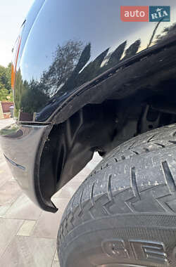 Позашляховик / Кросовер Lexus LX 2006 в 