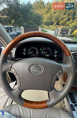 Позашляховик / Кросовер Lexus LX 2006 в 
