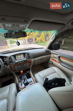 Позашляховик / Кросовер Lexus LX 2006 в 