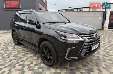 Внедорожник / Кроссовер Lexus LX 2016 в 