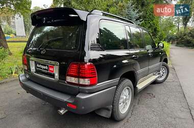 Внедорожник / Кроссовер Lexus LX 2004 в 