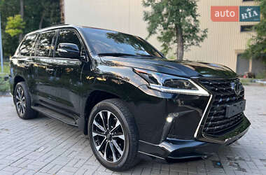 Внедорожник / Кроссовер Lexus LX 2021 в 