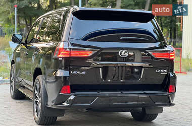 Внедорожник / Кроссовер Lexus LX 2021 в 